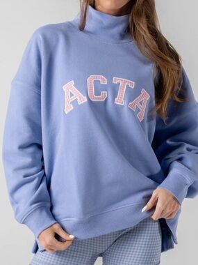 acta wear mockneck